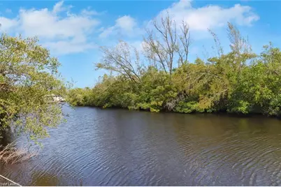 2447 Harbor Rd, Naples, FL 34104 - Photo 10