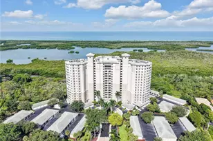 1001 Arbor Lake Dr, Naples, FL 34110 - Photo 36