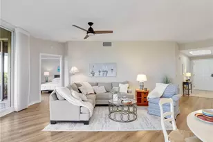 1001 Arbor Lake Dr, Naples, FL 34110 - Photo 10