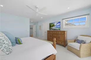 360 Carlton Pl, Naples, FL 34108 - Photo 22