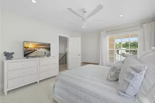 360 Carlton Pl, Naples, FL 34108 - Photo 32