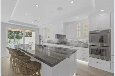 360 Carlton Pl #11, Naples, FL 34108 - Photo 14