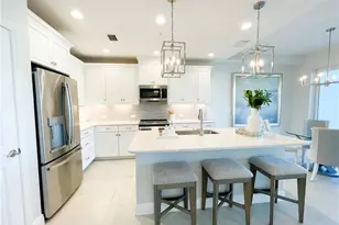 2555 Seychelles Dr, Naples, FL 34112 - Photo 2