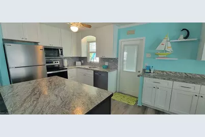 4701 Kahlua Ln, Bonita Springs, FL 34134 - Photo 12