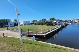 4684 Lahaina Ln, Bonita Springs, FL 34134 - Photo 30