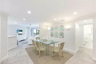 2166 Anchorage Ln, Naples, FL 34104 - Photo 10