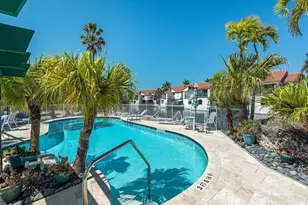 2166 Anchorage Ln, Naples, FL 34104 - Photo 26