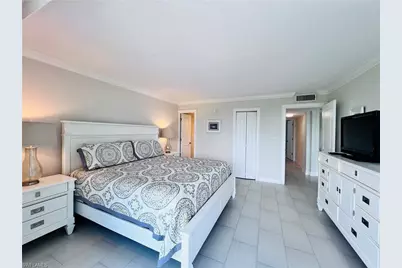 5 Bluebill Ave #303-1, Naples, FL 34108 - Photo 16