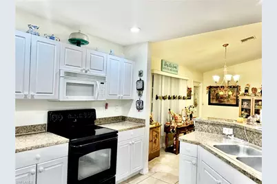 2903 38th St SW, Lehigh Acres, FL 33976 - Photo 10