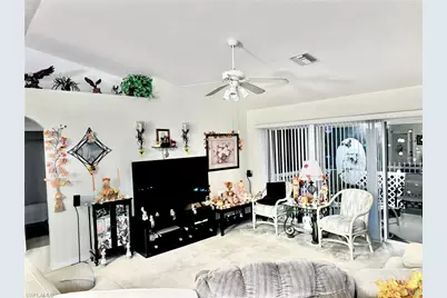 2903 38th St SW, Lehigh Acres, FL 33976 - Photo 8