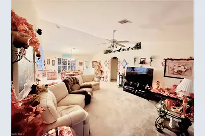 2903 38th St SW, Lehigh Acres, FL 33976 - Photo 16