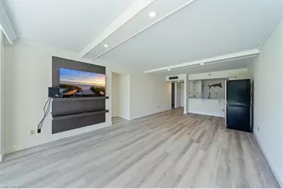 1083 Forest Lakes Dr #6204, Naples, FL 34105 - Photo 6