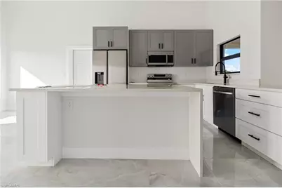 919 Columbus Blvd S, Lehigh Acres, FL 33974 - Photo 6