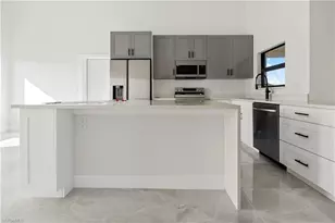 919 Columbus Blvd S, Lehigh Acres, FL 33974 - Photo 6