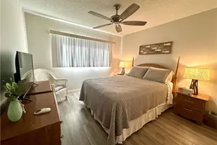 555 Park Shore Dr, Naples, FL 34103 - Photo 28