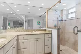 6101 Pelican Bay Blvd, Naples, FL 34108 - Photo 14