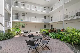 534 12th Ave S, Naples, FL 34102 - Photo 28