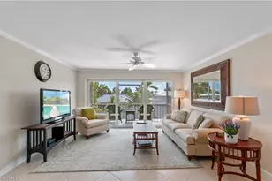 534 12th Ave S, Naples, FL 34102 - Photo 2