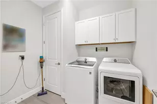 2621 Seychelles Cir, Naples, FL 34112 - Photo 26