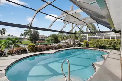 2030 SE 25th Ter, Cape Coral, FL 33904 - Photo 32