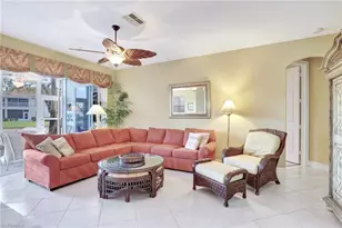 784 Carrick Bend Cir, Naples, FL 34110 - Photo 10