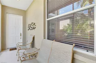 784 Carrick Bend Cir, Naples, FL 34110 - Photo 4