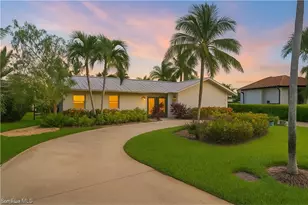 1250 Tuna Ct, Naples, FL 34102 - Photo 32