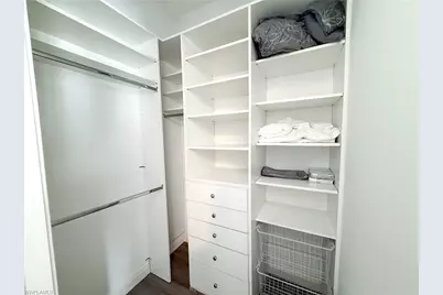 516 Eagle Creek Dr, Naples, FL 34113 - Photo 24