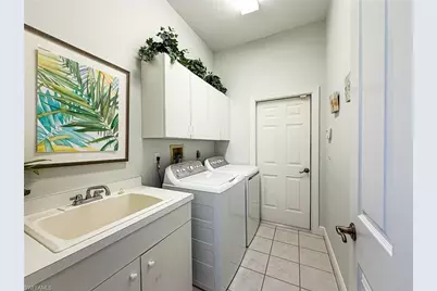 516 Eagle Creek Dr, Naples, FL 34113 - Photo 26