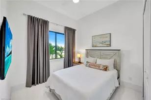 636 NE 8th Terrace, Cape Coral, FL 33909 - Photo 22