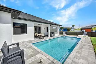 636 NE 8th Terrace, Cape Coral, FL 33909 - Photo 32