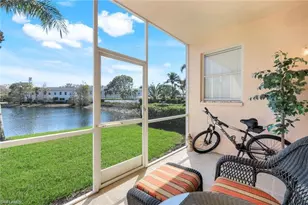 3250 Cypress Glen Way, Naples, FL 34109 - Photo 2