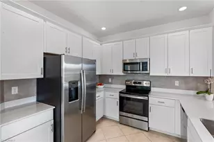 2850 Blossom Wy, Naples, FL 34120 - Photo 16