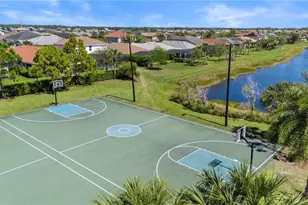 2850 Blossom Wy, Naples, FL 34120 - Photo 42