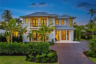 285 Central Ave, Naples, FL 34102 - Photo 2