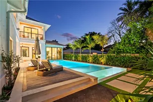 285 Central Ave, Naples, FL 34102 - Photo 36