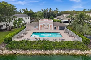 3235 Cypress Glen Way, Naples, FL 34109 - Photo 4