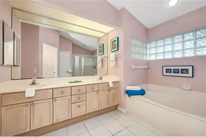 27026 Oakwood Lake Dr #202, Bonita Springs, FL 34134 - Photo 10