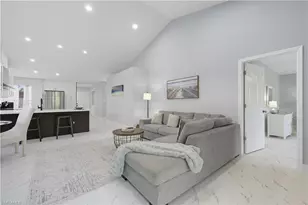 3605 Corinthian Way, Naples, FL 34105 - Photo 6