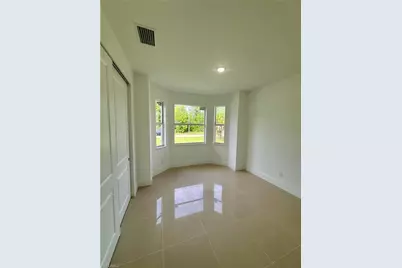 523 Harry Thayer Ave S, Lehigh Acres, FL 33974 - Photo 8