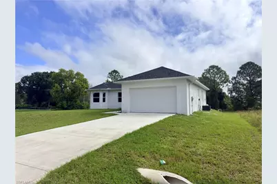 523 Harry Thayer Ave S, Lehigh Acres, FL 33974 - Photo 2