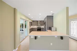 9757 Berkshire St, Naples, FL 34109 - Photo 8