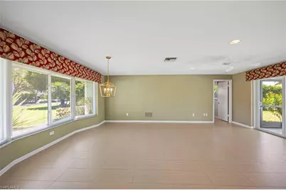 9757 Berkshire St, Naples, FL 34109 - Photo 4