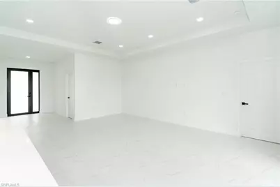 3810 29th St SW, Lehigh Acres, FL 33976 - Photo 10