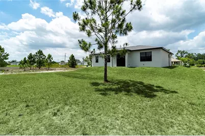 3810 29th St SW, Lehigh Acres, FL 33976 - Photo 26