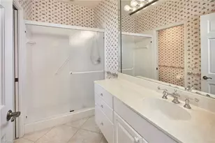 2405 Hidden Lake Dr, Naples, FL 34112 - Photo 16