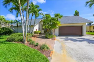 223 Forest Hills Blvd, Naples, FL 34113 - Photo 2