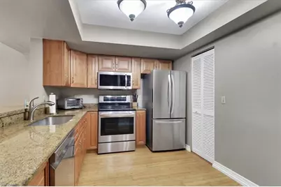 800 Meadowland Dr #Apt H, Naples, FL 34108 - Photo 8