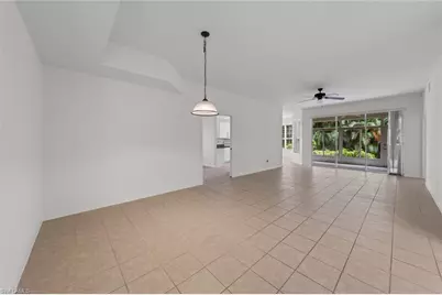 15201 Royal Windsor Ln #403, Fort Myers, FL 33919 - Photo 6