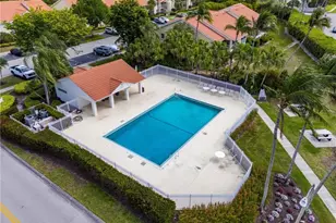 7743 Jewel Ln, Naples, FL 34109 - Photo 42